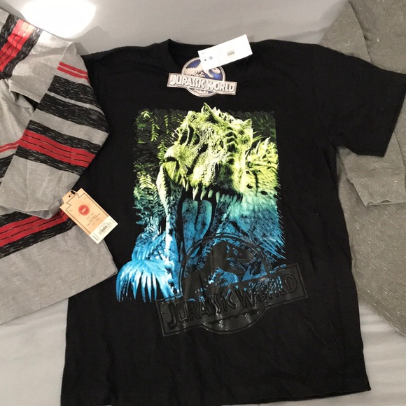 BNWT 3 Shirt Lot - Picture 3 of 4